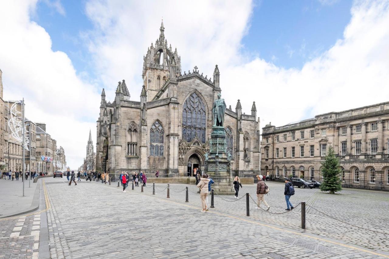 Apartamento Joivy 1 Bed Flat In Old Town, Next To St Giles Cathedral Edimburgo Exterior foto