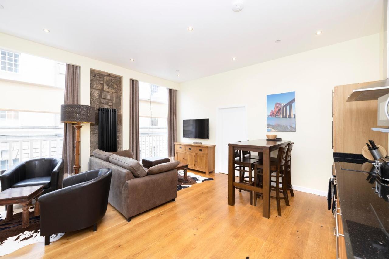 Apartamento Joivy 1 Bed Flat In Old Town, Next To St Giles Cathedral Edimburgo Exterior foto